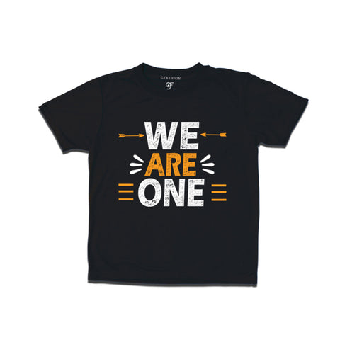 we-are-one-printed-boys-t-shirts-for-family-vacation-and-get-together-party-gfashion-tshirts-india-Black-color-t-shirts